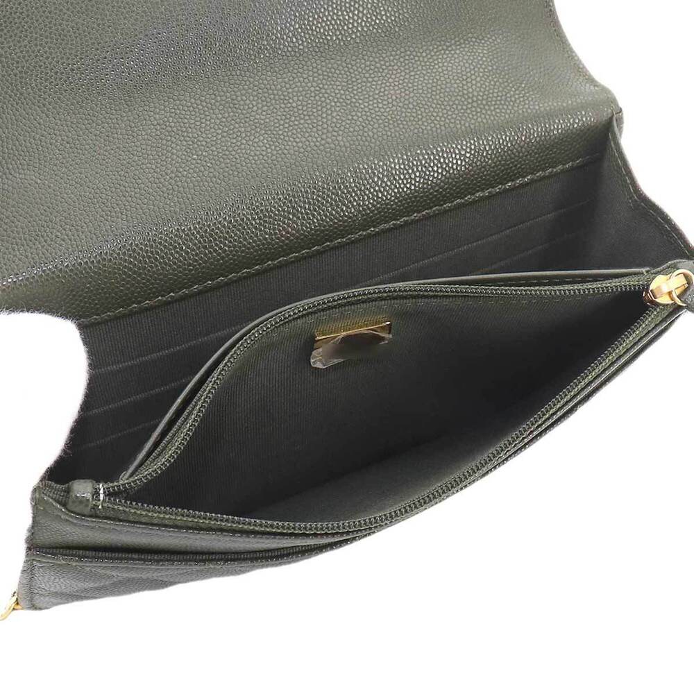 CHANEL Green Leather Wallet - Picture 8 of 10